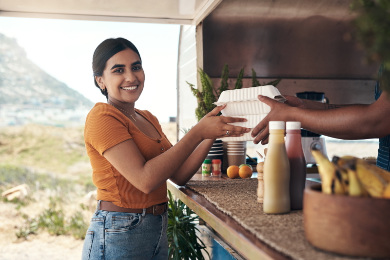 How to Improve Customer Service at Your Food Truck