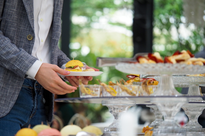 how to expand your food truck to include catering